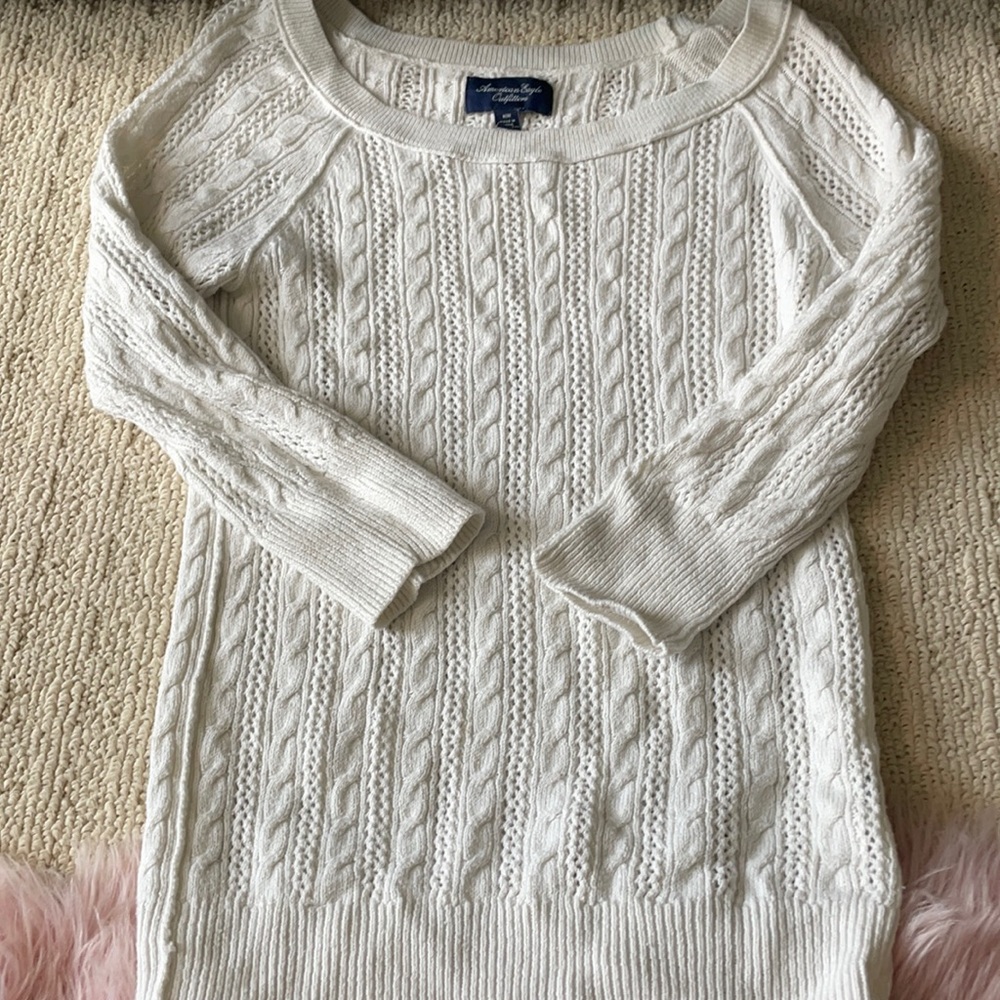 American Eagle Sweater